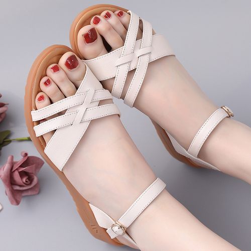 凉鞋新款真皮牛皮牛筋防滑平底女式软底休闲时装凉鞋