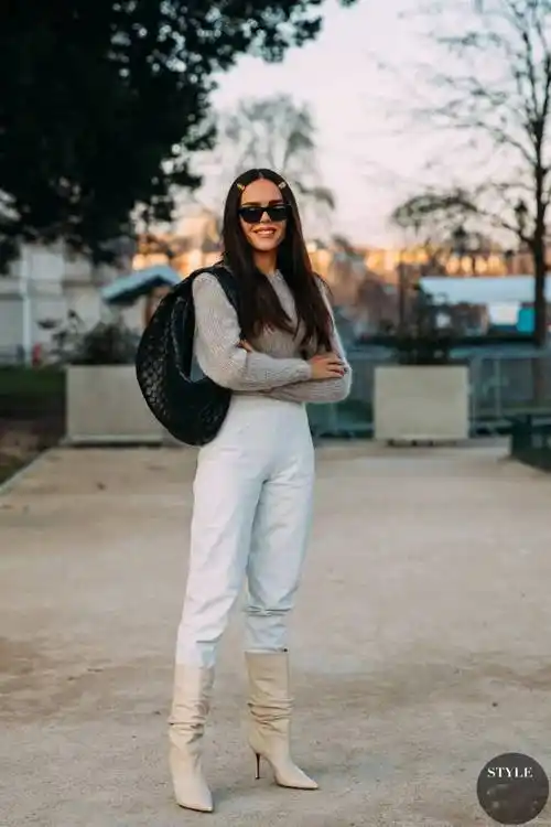 白裤子这样穿显瘦又高级