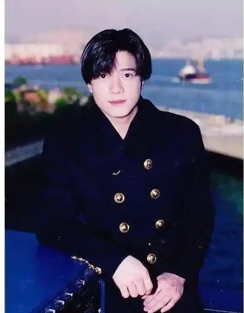 成为四大天王之一,年轻时的郭富城到底有多帅呢?