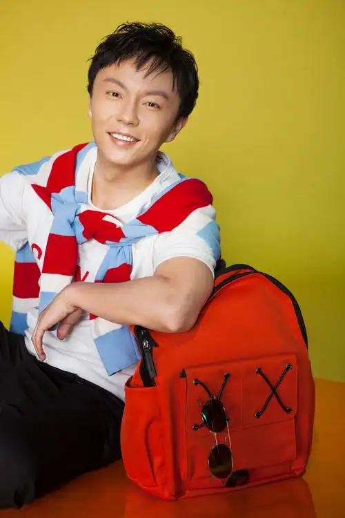 今午影像丨作品欣赏:演员谢苗