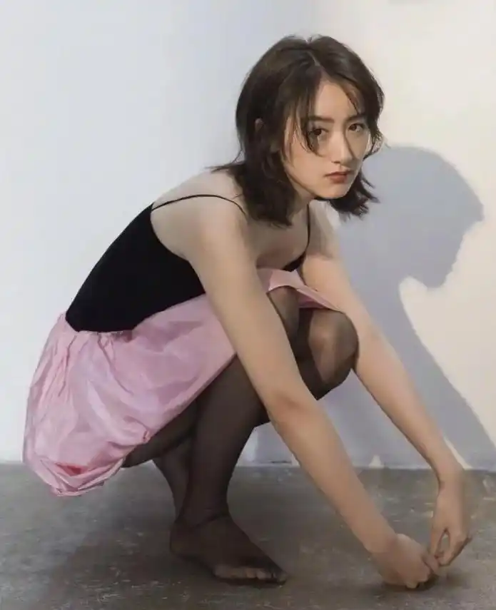 袁冰妍性感丝袜美腿集!全篇!袁冰妍的仅此一波,记得收藏关注哈 - 抖音