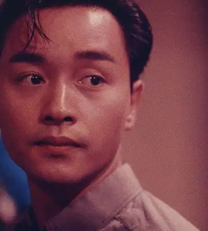 2003年一代巨星张国荣离世,遗下共同度过二十年的挚爱唐鹤德.