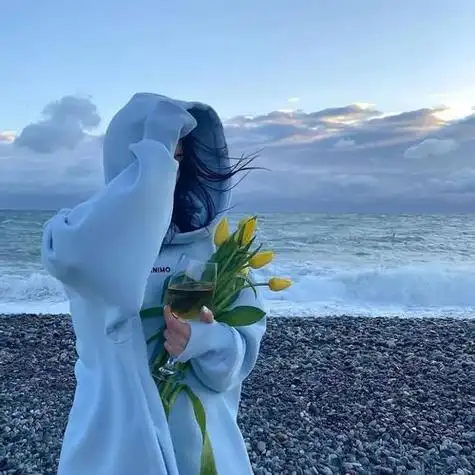 女头杂烩头像海边阳光海天一洲我的故事有海有阳光亦有你.