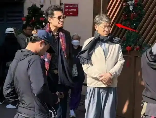 刘德华近照满头白发啤酒肚明显网友泪目该退休了