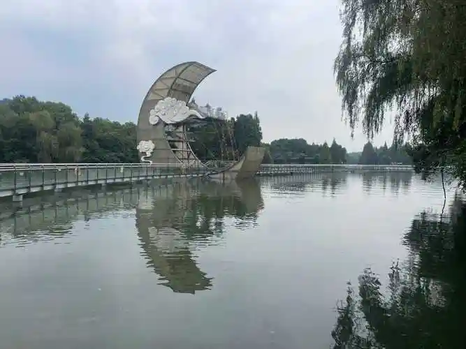 绍兴柯岩风景区