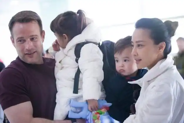 遭到幼儿园退学,妈妈的"溺爱",影响孩子一生|吴奇隆|刘诗诗_网易订阅