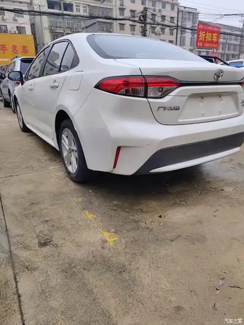 到店一台新款丰田雷凌自动挡2020年上牌只跑了4万公里