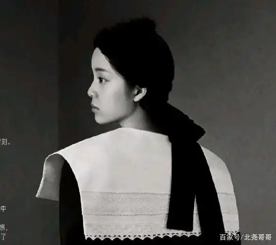 别再说欧阳娜娜侧脸"虐"了,当她近照曝光,网友:偷偷变美了?