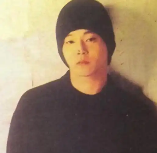 回顾王菲前夫窦唯:两婚两离受伤的是女儿,两份嫁妆是深沉的父爱