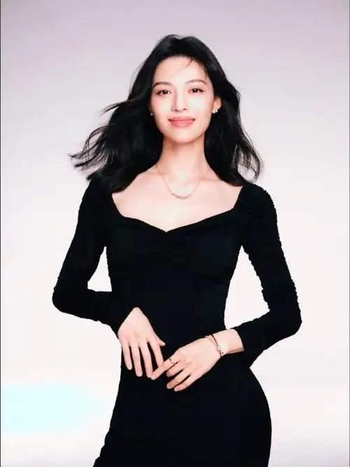 蒂芙尼品牌大使钟楚曦