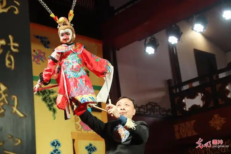 非遗如皋杖头木偶戏公益演出精彩上演