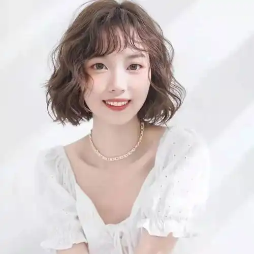 短发怎么烫好看?这四种超人气网红烫发,只要能中三种你就是女神