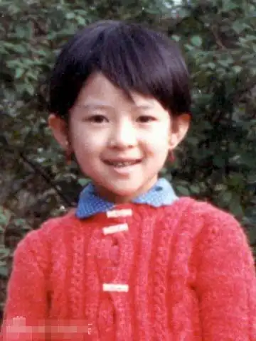 章子怡童年萌照曝光 曾是舞蹈演员出身