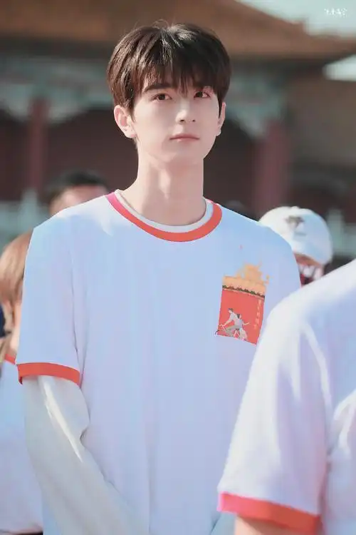 林一拍良辰美景的时候是胖了多少呀