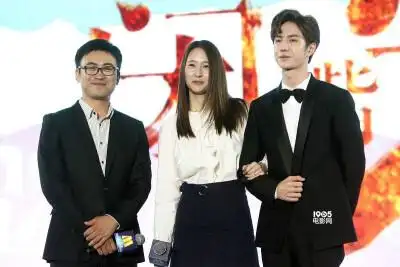 2016电影频道之夜导演成始洽携主演郑秀晶,#uniq王一博# 到场