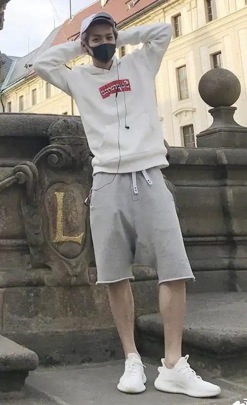 石翔回应鹿晗新歌时差一天足矣