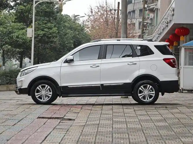 5l mt 豪华型 国iv设计亮点有哪些 北汽幻速s3购车手册_太平洋汽车