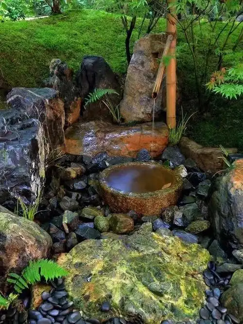 花园置石小景自然式庭院瀑布小景