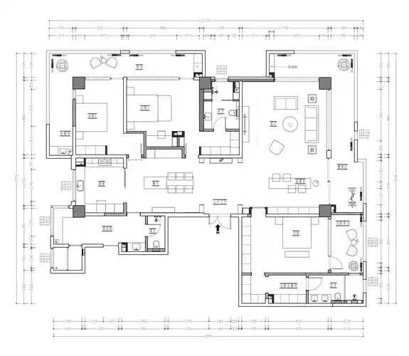 290平三居室户型图