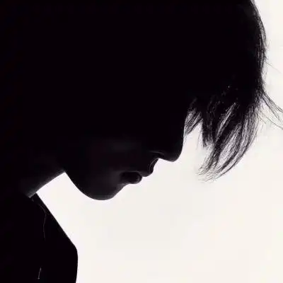 一男一女真人伤感情侣头像图片 不明显小众好看的微信情头合集_情侣