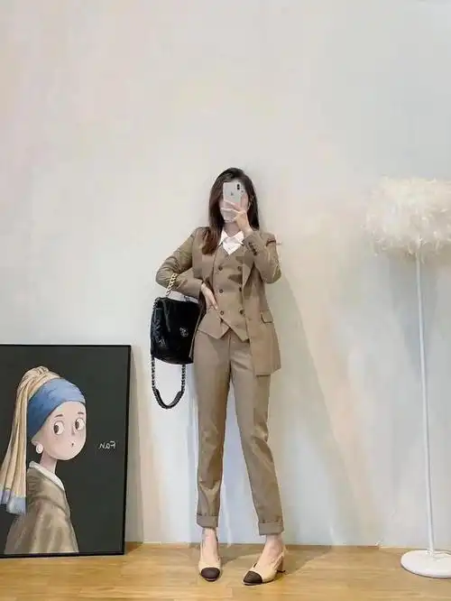 女式西装穿搭
