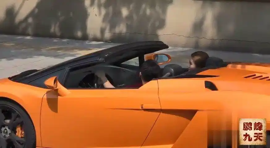 涛哥兰博基尼搭讪180气质美女,恶搞拜金女! 67