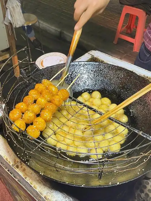 油炸汤圆谁懂05r一颗吃到就是赚到