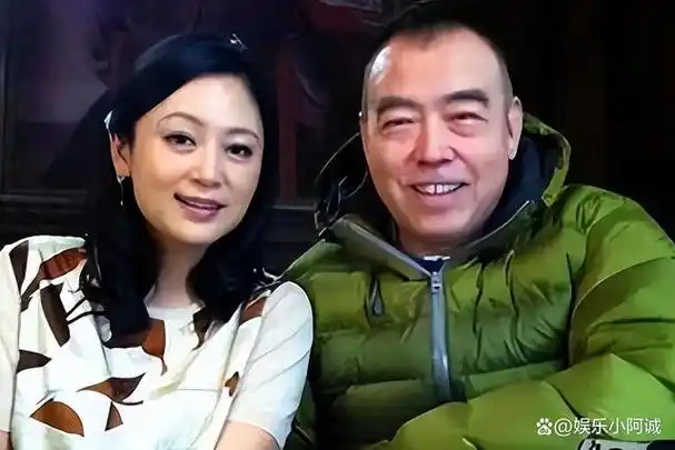 演员赵明明:刚出产房就被离婚,独自带娃24年,风光背后有眼泪