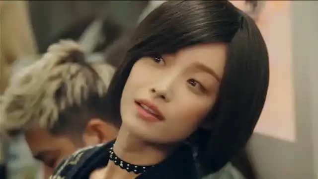 28岁未成年:倪妮真是影后级演员,短发都这么有魅力,太美了