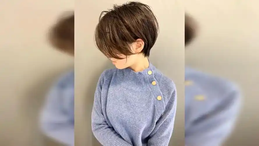 【流行发型】很吸睛的"半盖耳"短发,四六分就是不一样,精准式瘦脸美翻