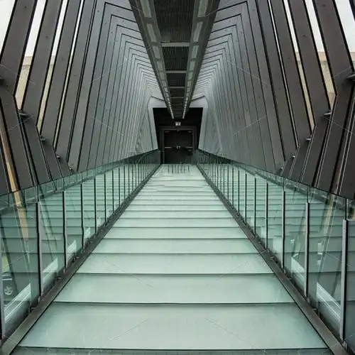 不锈钢楼梯立柱304不锈钢扶手立柱八佰伴万达商场站阳台玻璃栏杆