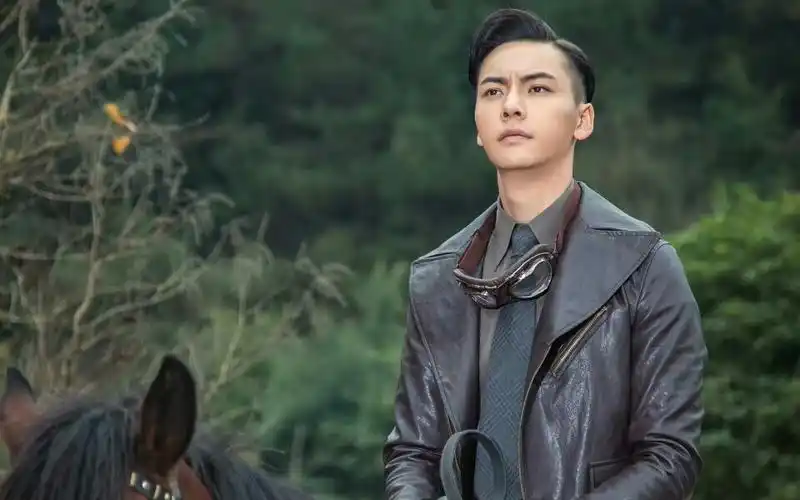 老九门# #张大佛爷张启山# #陈伟霆# #壁纸桌面