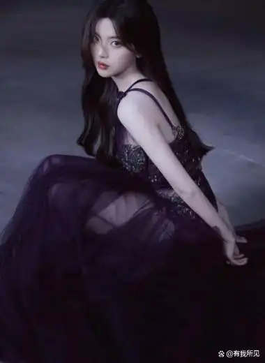 杨超越霸气现身!背后的故事让人心动不已!