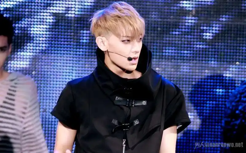 黄子韬写真图片2017-黄子韬图片最帅照片-黄子韬写真高清(34p)