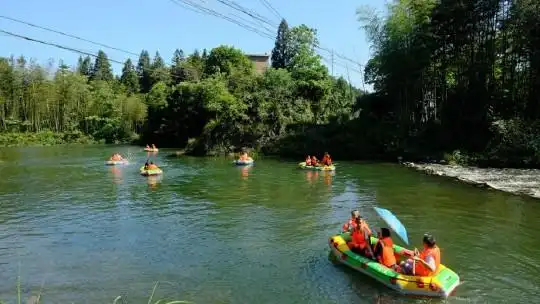 井冈山蜀水河漂流