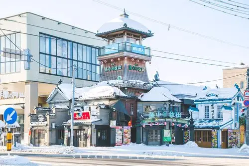 【北海道景点图片】出拔小路