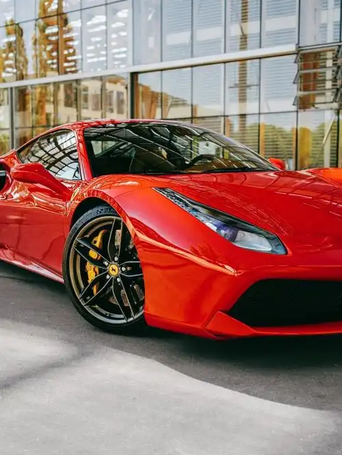 法拉利48878性能与颜值并存