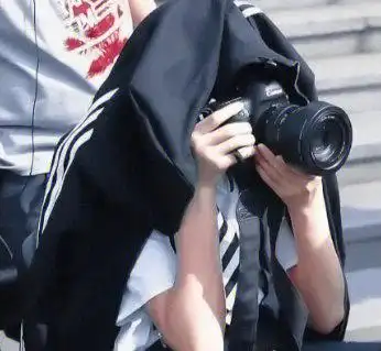 宋亚轩不明显头像