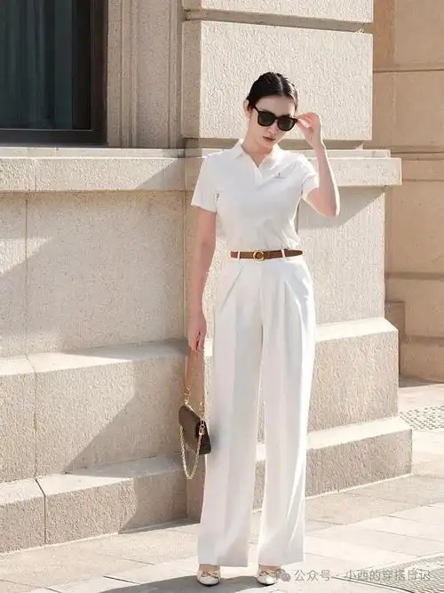 白裤子太好穿了,百搭舒适又高级