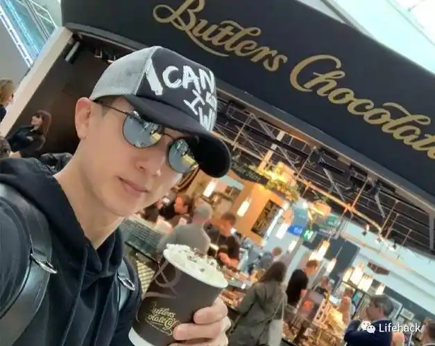 40岁吴尊脱衣玩自拍网友这是什么神仙肉体