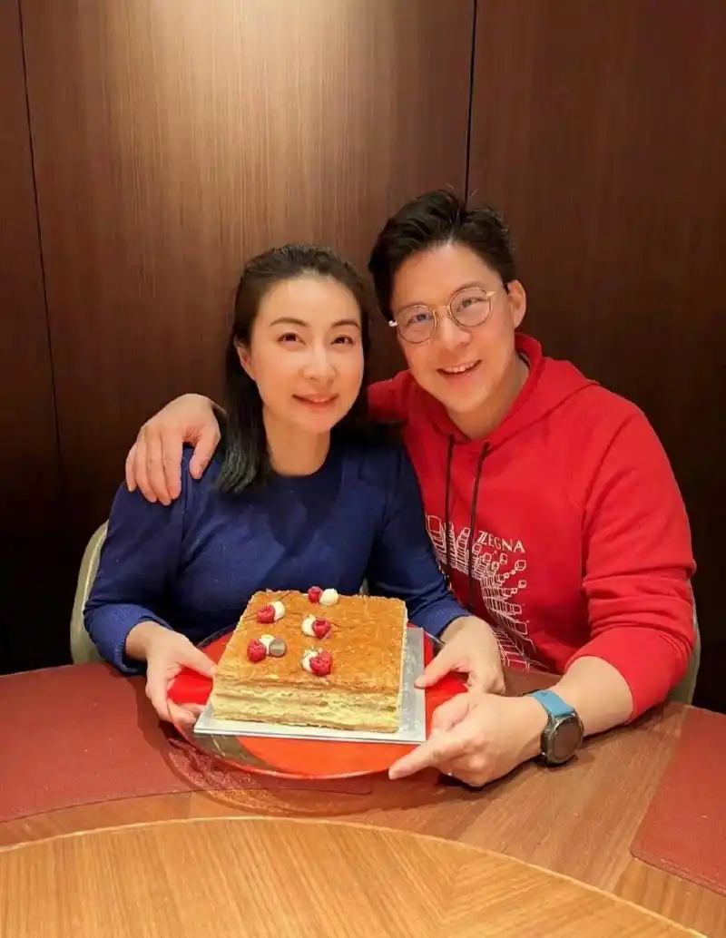 郭晶晶 1981年生于河北省保定市,现41岁.