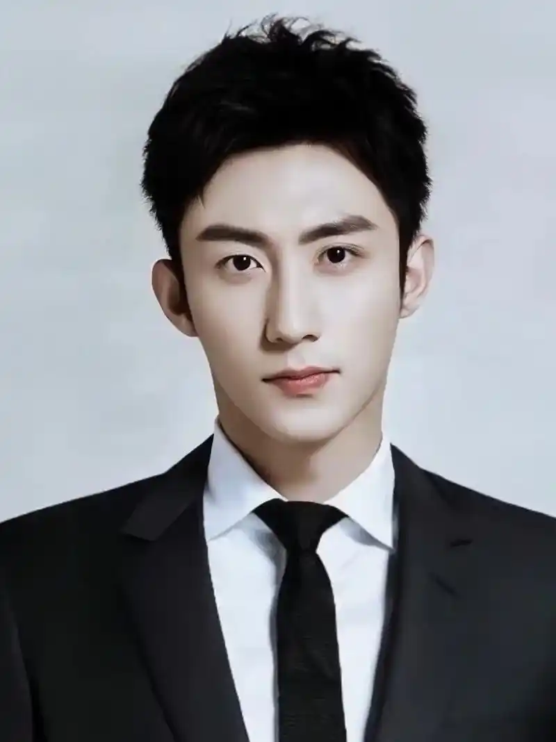 黄景瑜黄景瑜黄景瑜 #高清图 #这该死的魅力 @抖音小助手 - 抖音