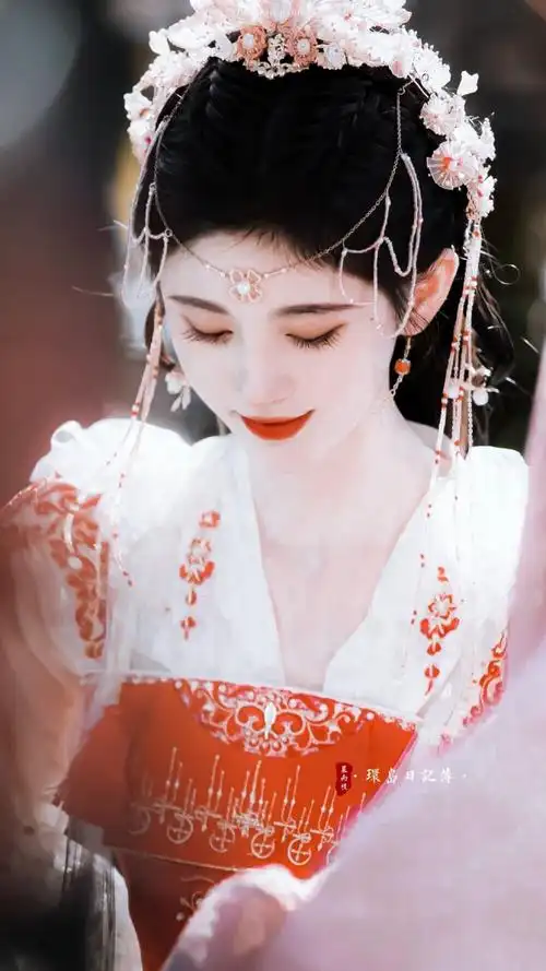 鞠婧祎