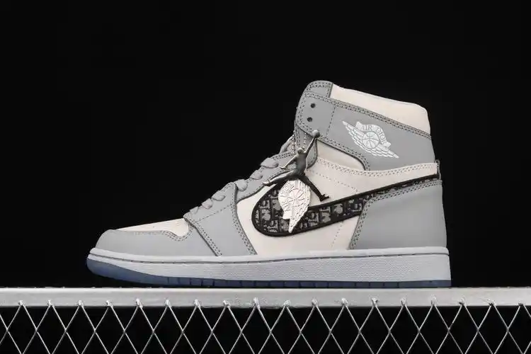 j版原盒 dior x air jordan 1 high aj1 乔1迪奥联名白灰高帮 cn8607
