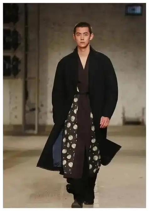 男模|模特|朱梓骁_网易订阅