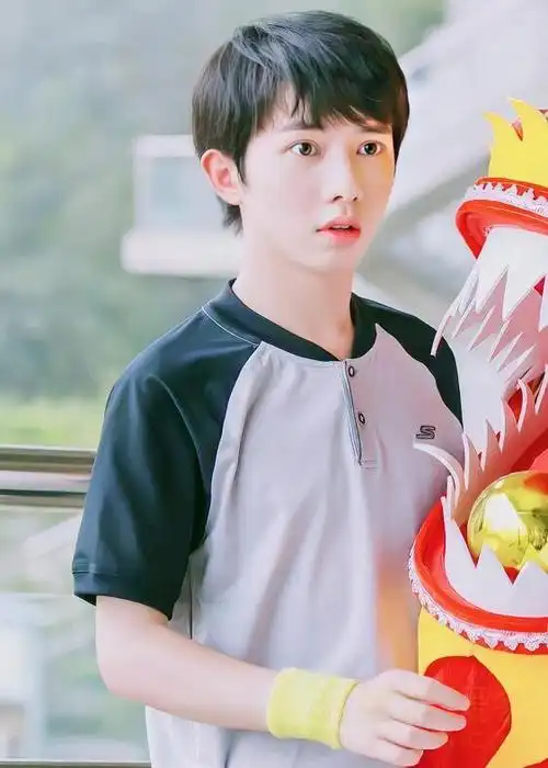 《我们的少年时代》"元气少年"李俊濠演技获赞  ·网易