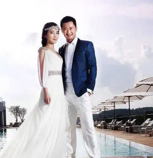 太有爱!吴京看到谢楠长发都没认出来,直言:老婆我想再追你一次