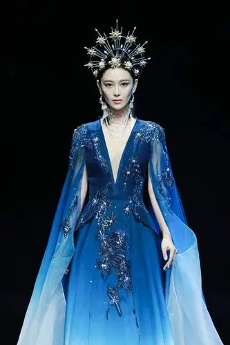 惊艳巴黎的盖娅传说,让世界聆听中国设计的声音 - 知乎