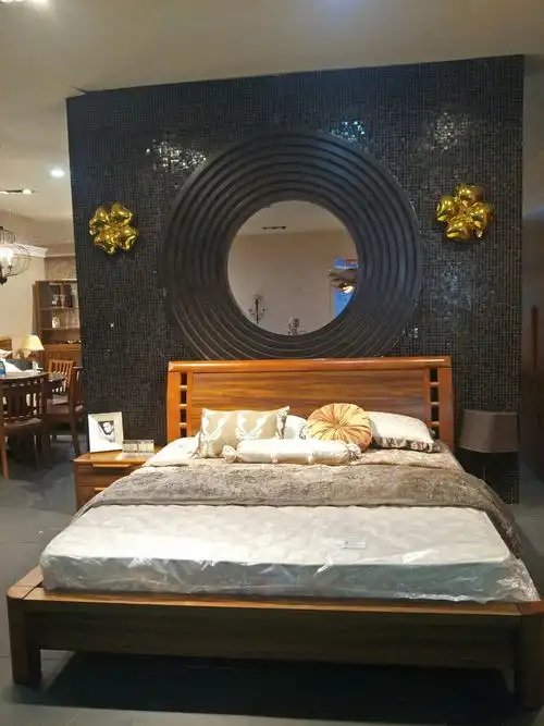 1.8米床 2个床头柜 穗宝1.8米床垫