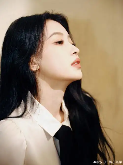 孙怡米兰看秀生图状态